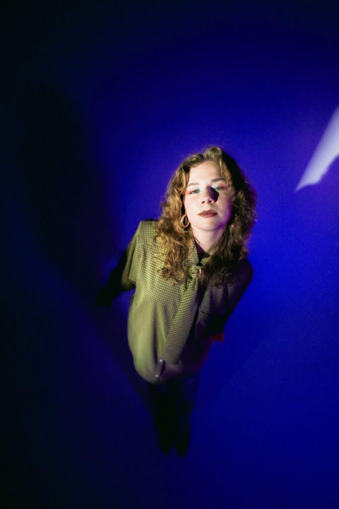 Bild der Liedermacherin Ava Fina