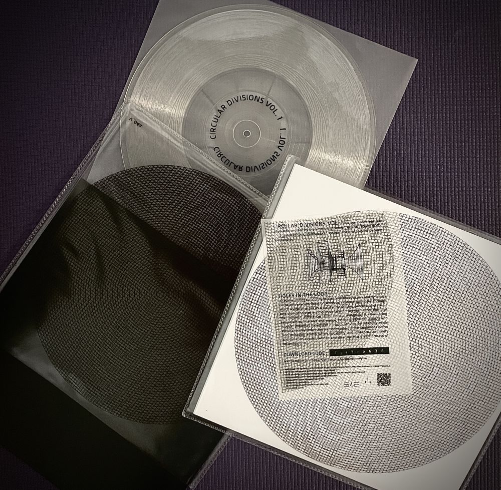 Bild des Covers des Album Circular Divisions
