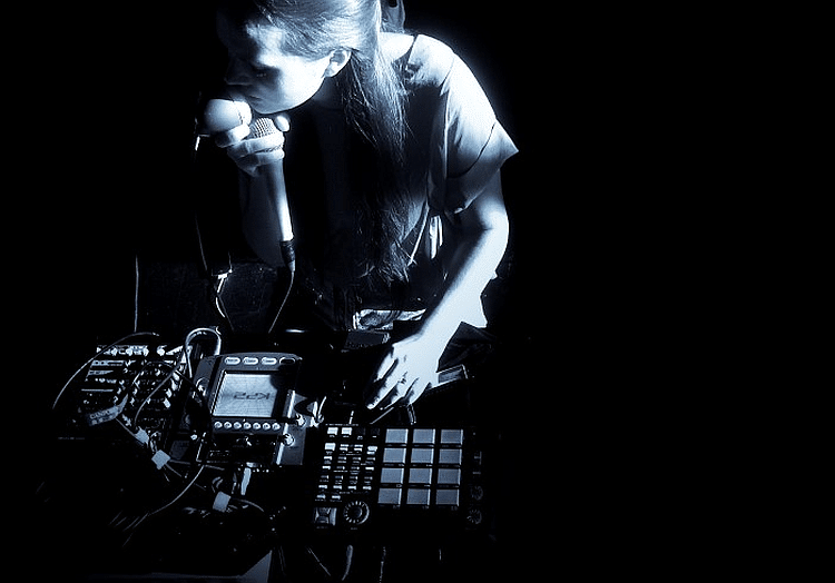 Dark Horse/Linda Oláh (c) Pressefoto