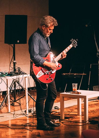 Bild des Gitarristen Eric Arn
