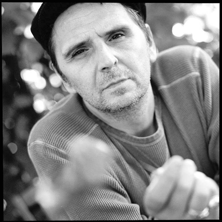 Porträtbild des Musikers Hansi Lang