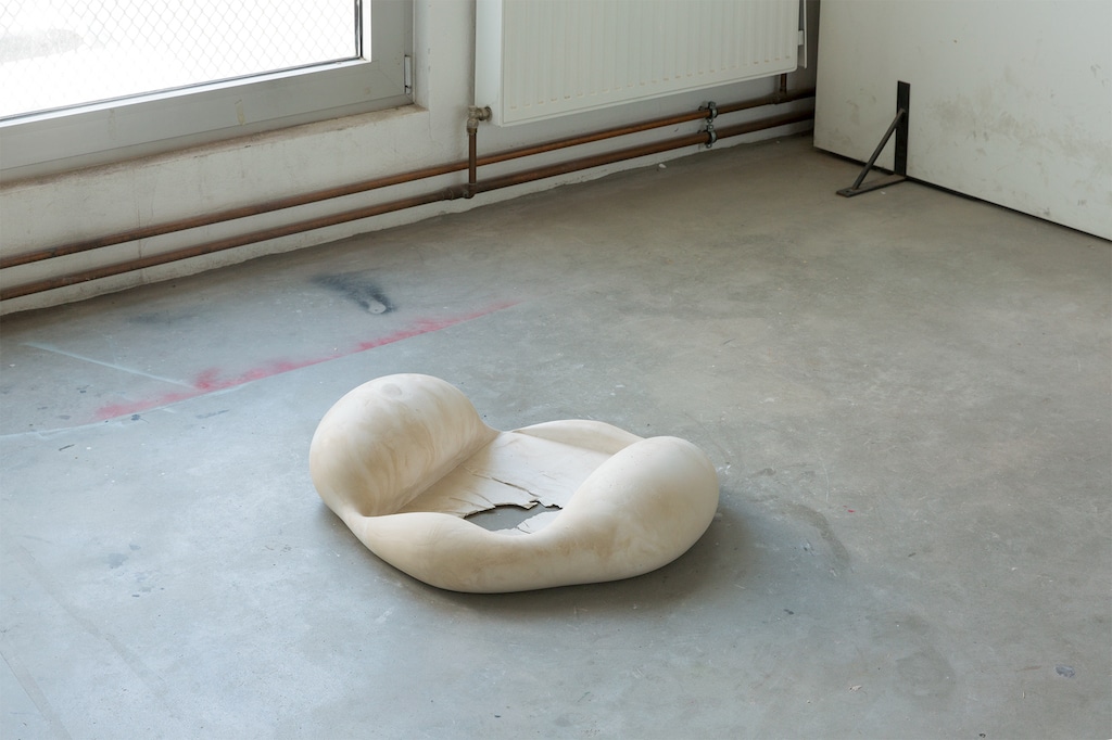 Julian Siffert: „It is certain that there is a land here, but its size and the limits of its boundaries are uncertain“, 2022, Substructure, Angewandte Festival 2022, Vienna