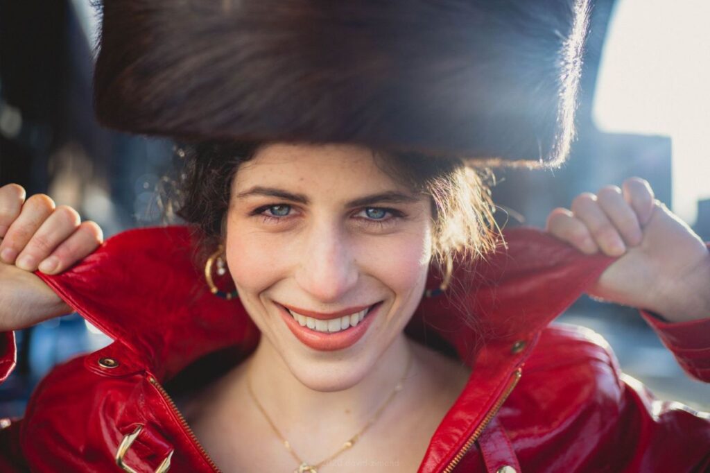 Bild der Sängerin Lea Kalisch