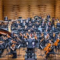 MUK.mittendrin: Mitglieder des Blinden- und Sehbehindertenverbandes Österreich (BSVÖ) erleben ein Konzert des MUK.sinfonieorchesters unter Leitung von Andreas Stoehr.