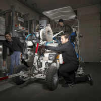 Muscle Tomcat Machine (c) Garfield Trummer