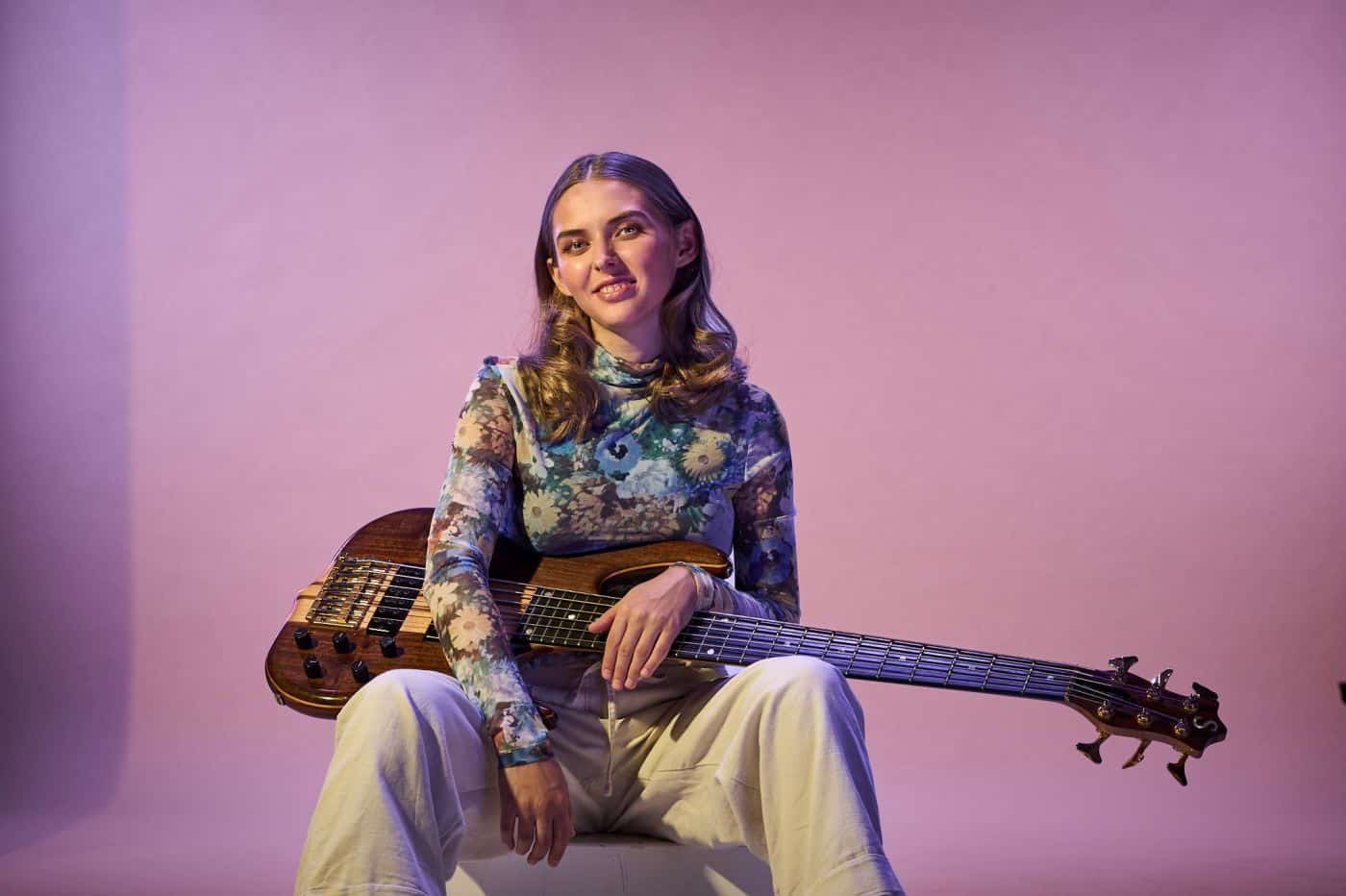 Bild der Musikerin Nina Feldgrill