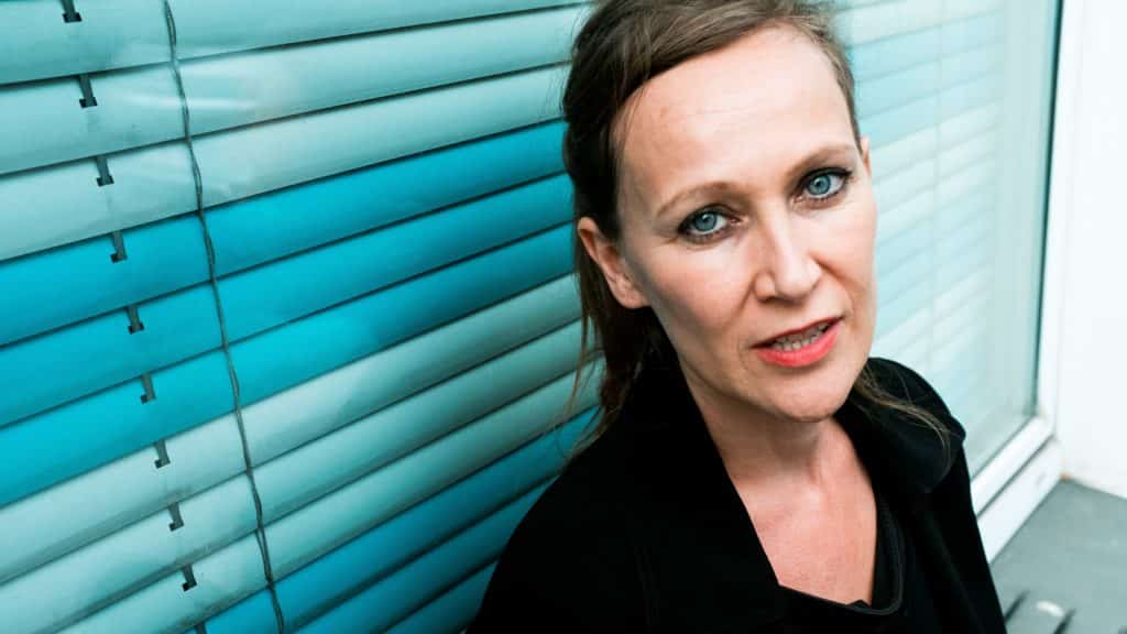 “THE SONGS ACTUALLY WRITE THEMSELVES” – SIBYLLE KEFER IN MICA INTERVIEW – mica