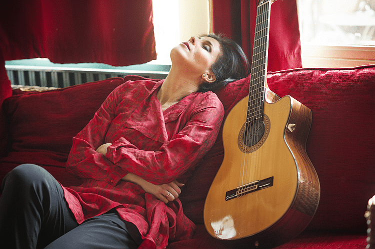 Souad Massi (c) Jean-Baptiste Millot