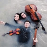 Emily Stewart, Lukas Lauermann und Judith Ferstl (c) Maria Frodl