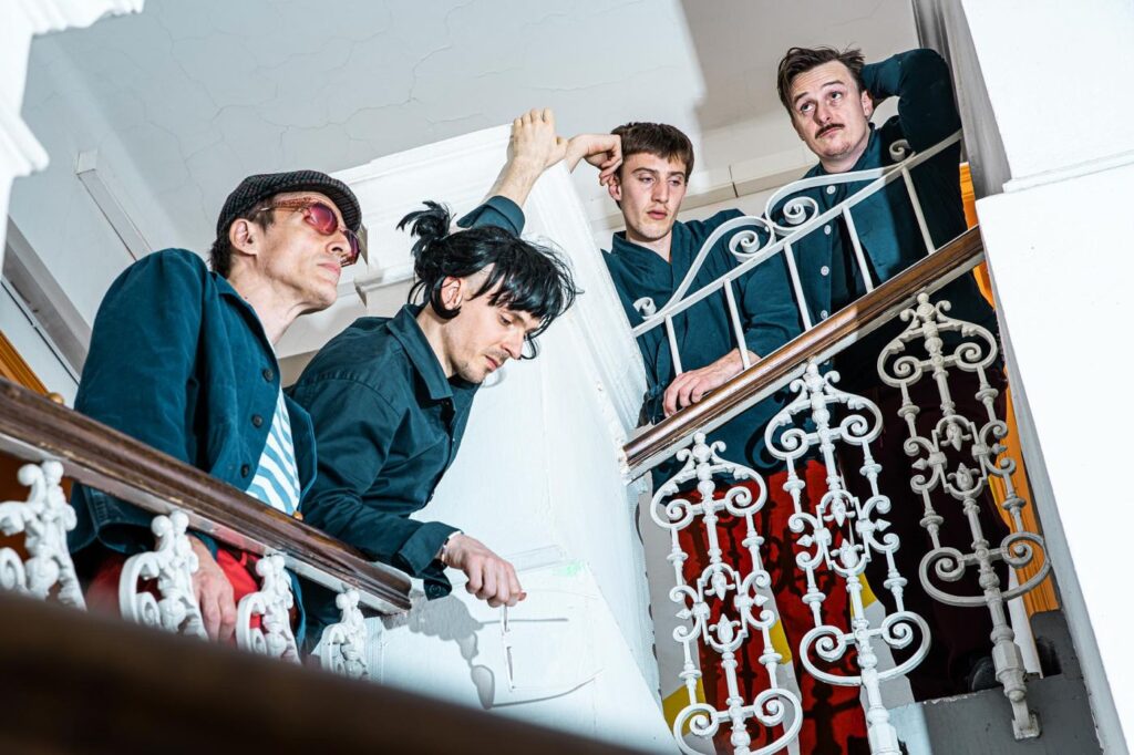 Bild der gruppe Synesthetic4