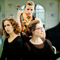 Trio Frühstück (c) Julia Wesely