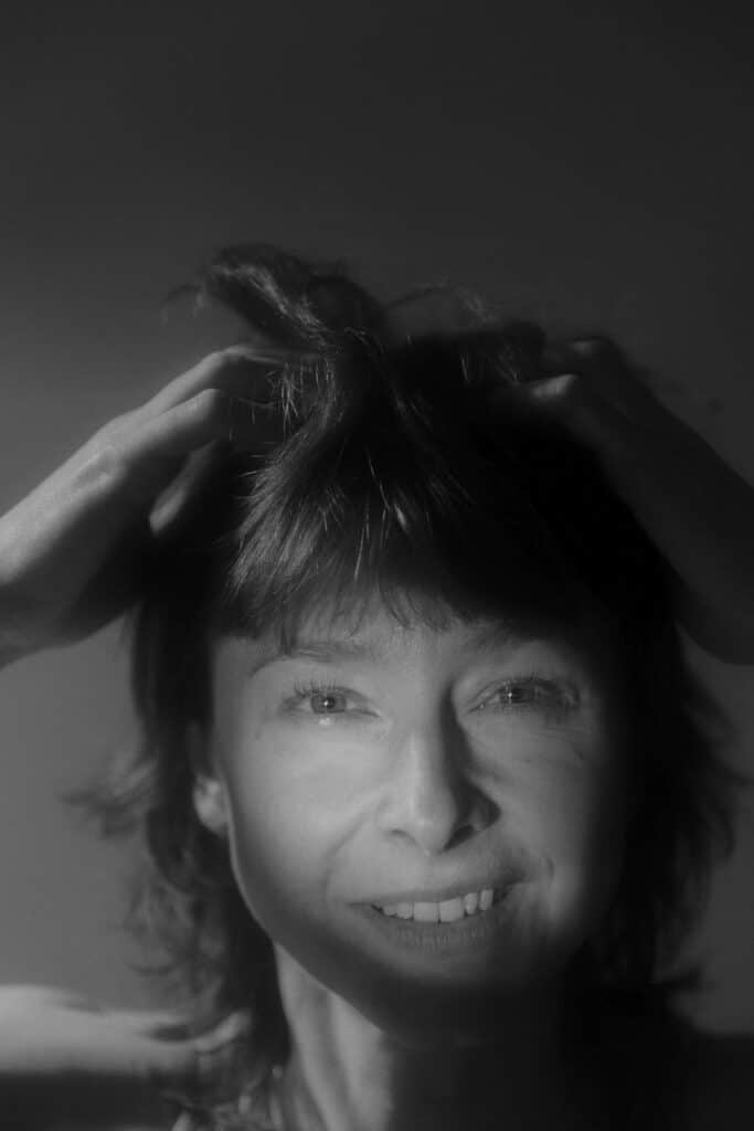 porträtbild der Liedermacherin Violetta Parisini