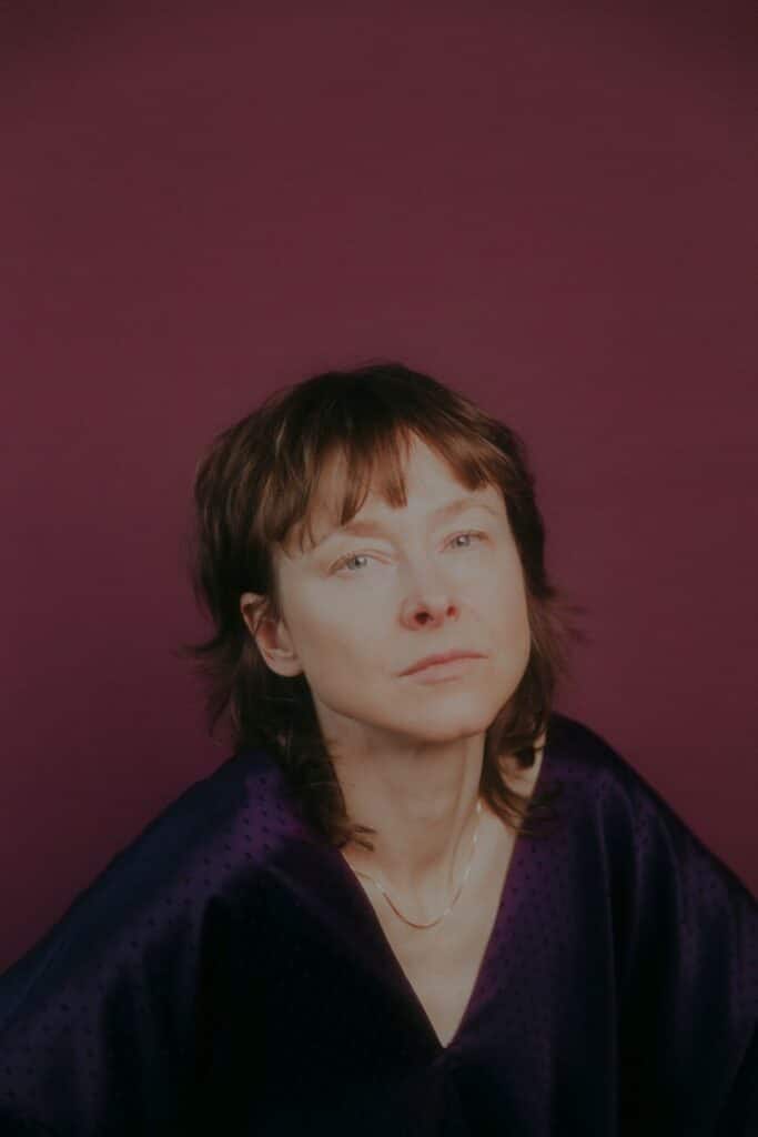 Porträtbild der Liedermacherin Violetta Parisini