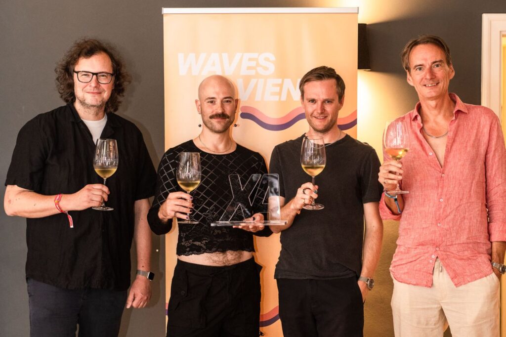 Bild XA - Export Award Thomas Heher Waves Lucid Dreams Franz Hergovich (AME)